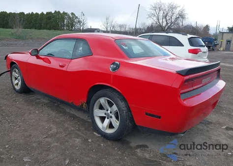 2014 Dodge Challenger Sxt z USA, uszkodzony, nr VIN 2C3CDYAG5EH126745